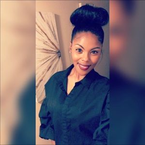 Meet your Posher, Amira